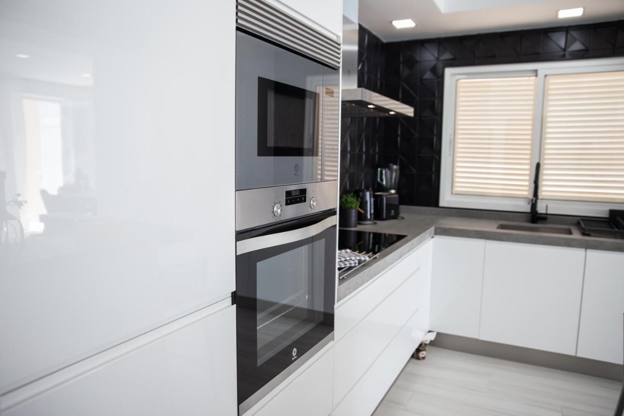 Spacious 200 Sq.M. Penthouse With Sea View Terraces Torremolinos Exteriör bild