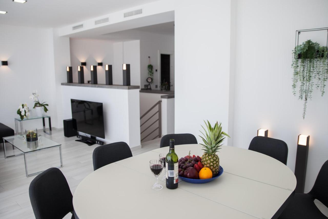 Spacious 200 Sq.M. Penthouse With Sea View Terraces Torremolinos Exteriör bild