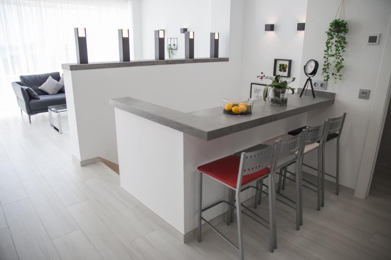 Spacious 200 Sq.M. Penthouse With Sea View Terraces Torremolinos Exteriör bild